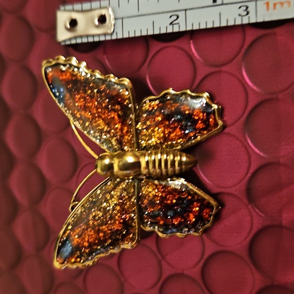 Vintage Colorful Butterfly Brooches Set of 5, excellent condition - Picture 6 of 8